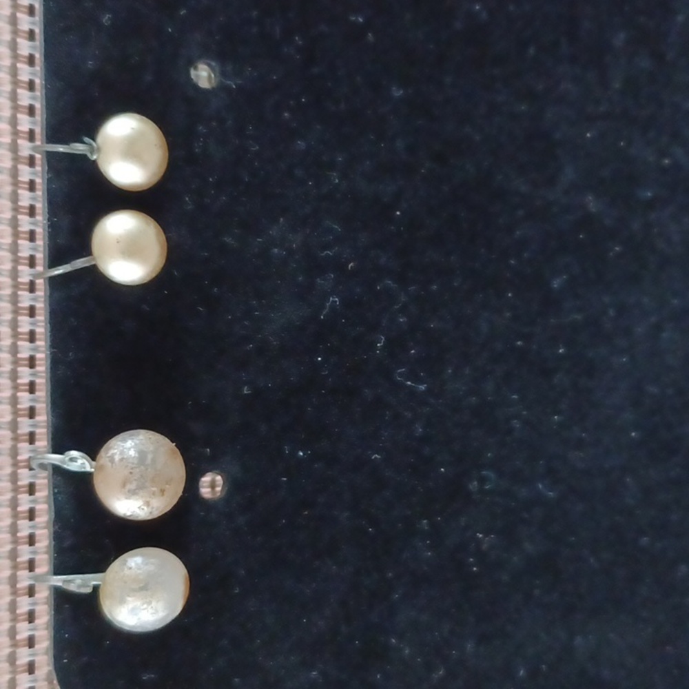 Earings